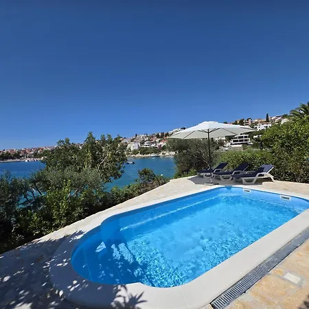 Summer By The Sea Holiday home