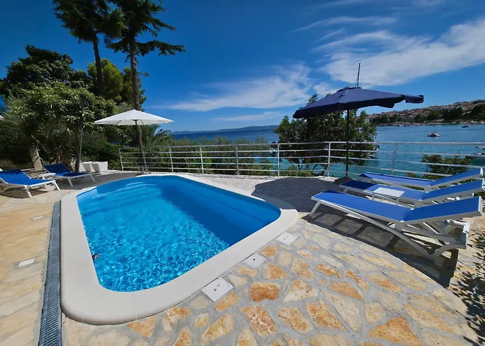 Semesterbostad Summer By The Sea Trogir